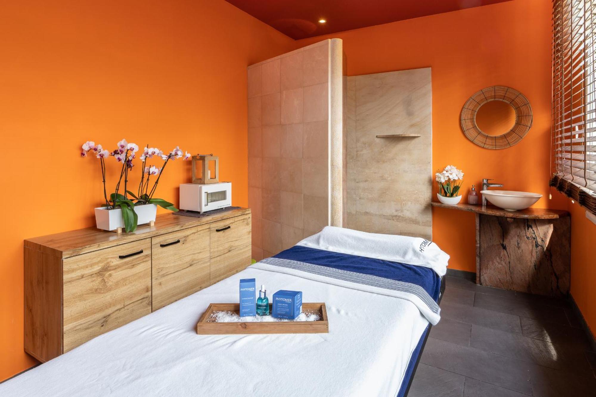 Le Manoir De La Poterie & Spa Cricquebœuf Exteriér fotografie